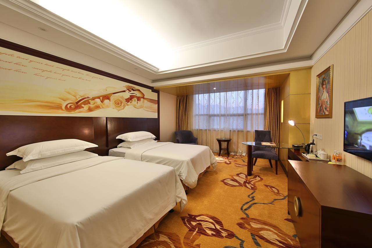 Vienna International Hotel Zhangjiajie Tianmen Mountain Екстер'єр фото